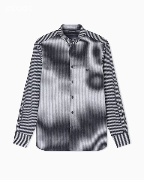 Chenille shirt with a guru collar with a striped motif