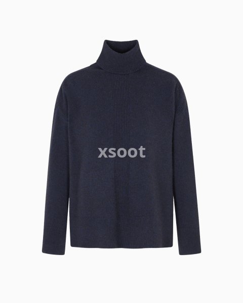 Rollneck jumper in a yak wool blend