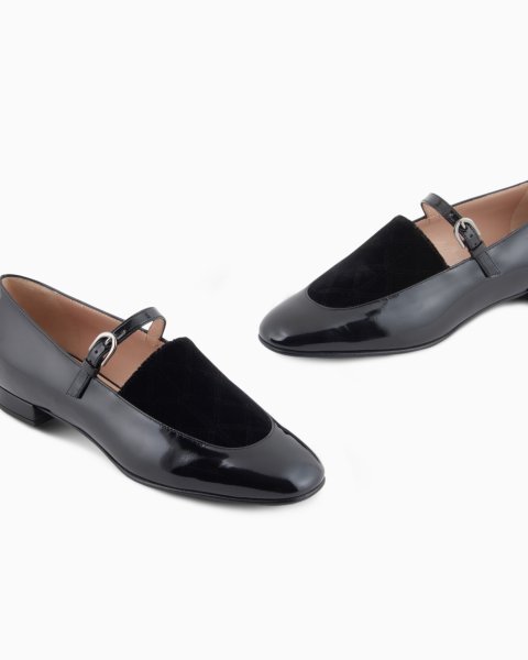Patent leather Mary Jane ballerinas