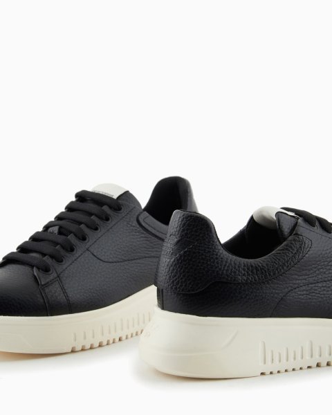 Tumbled leather sneakers