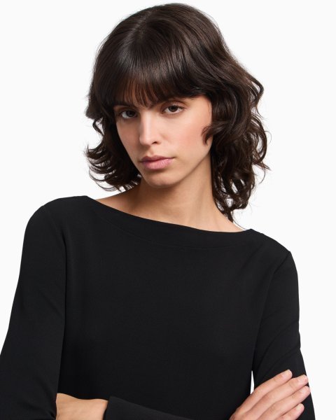 Crêpe jersey top with padded sleeves