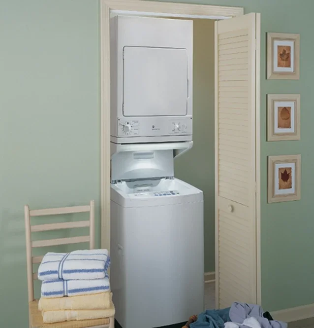 Secadora Elétrica Estacionária GE 3.6 Cu. Ft. Spacemaker DSKS433EBWW